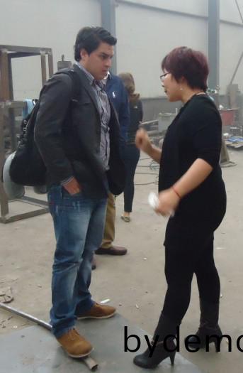 玻利维亚客商来我公司考察