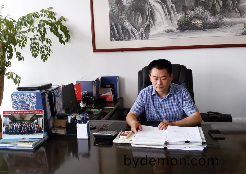 追梦新时代2019年潍坊风筝都zui美科技工作者闫吉祥