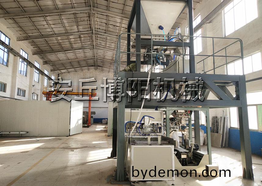 安丘博阳机械淀粉全自动包装秤的出现改变了包装市场