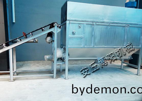 粉体自动拆包机无尘卸料的原因?