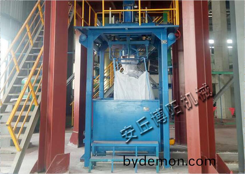 肥料吨袋包装机怎样正确包装和养护?