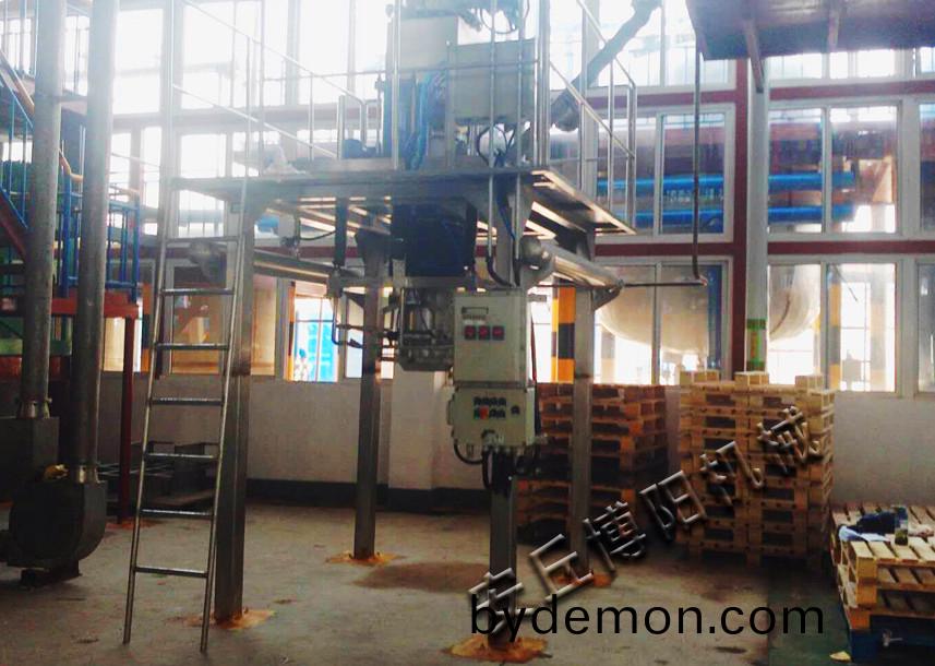 选购粉体吨袋包装机的时候应该注意的问题是什么?