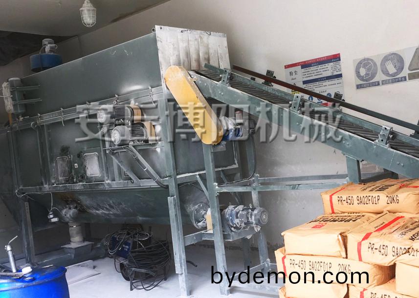 粉体自动拆包机应该如何维护保养呢?