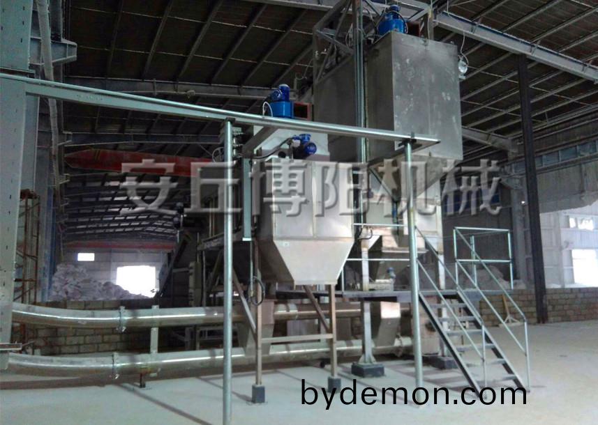 安丘博阳机械锂矿石吨袋拆包机的主要特点有哪些?