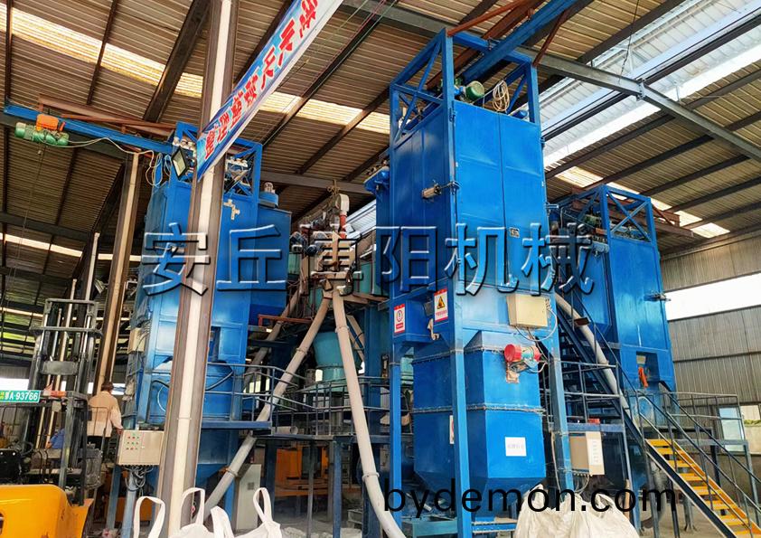 微矿粉吨袋破袋机可以实现同步除尘吗?