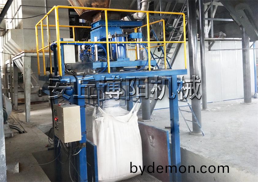 钙粉吨包包装机的优势特点是什么呢?