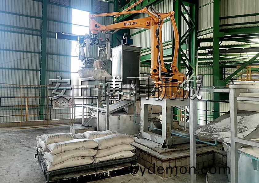 煤粉自动拆垛机器人如何实现高效节能作业?