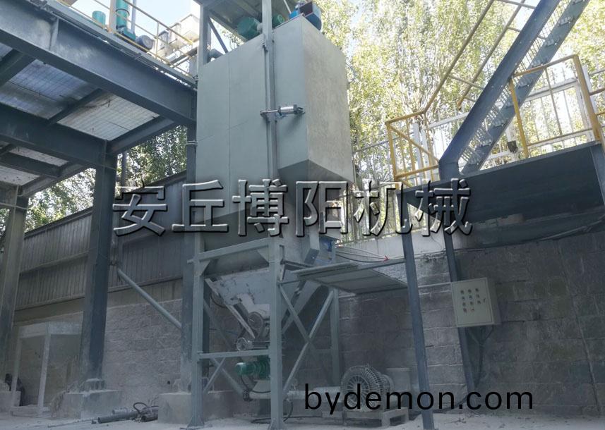 石灰石粉吨袋拆包机特点 吨袋拆袋机的配套使用