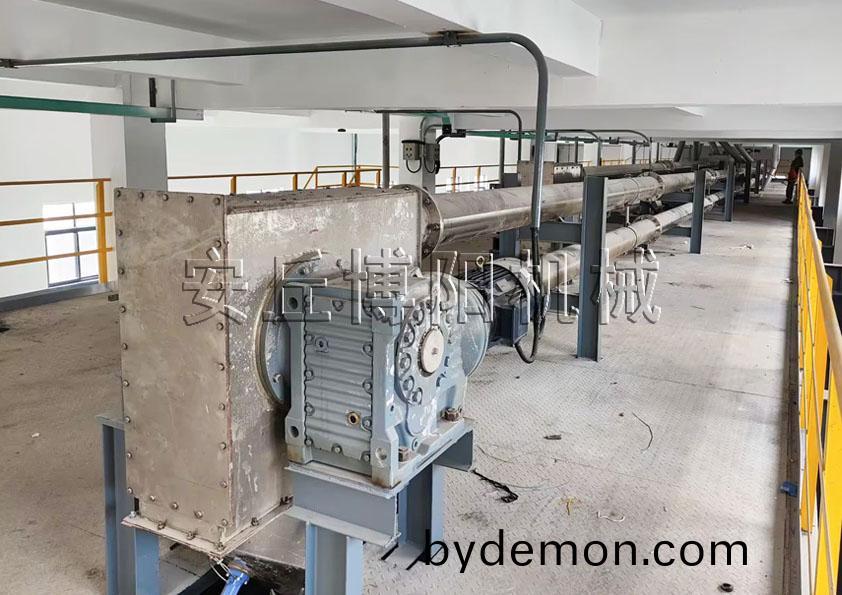 活性炭管链式输送机的工作原理和特点是什么?