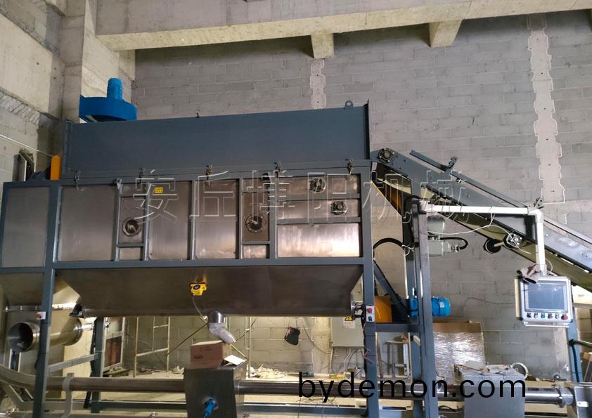 粉煤灰自动拆袋机产品优势 无尘自动拆包机密闭式卸料