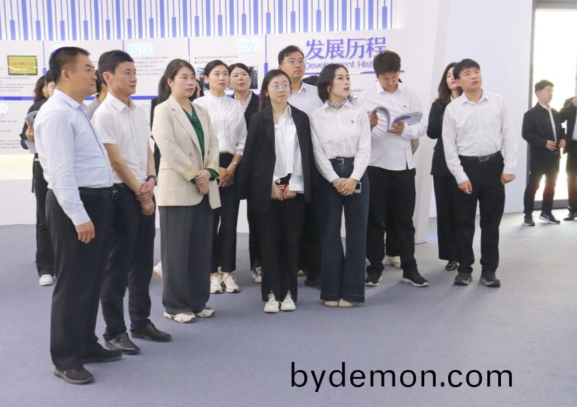 嘉祥县第十四期青年干部培训班一行到博阳机械参观交流